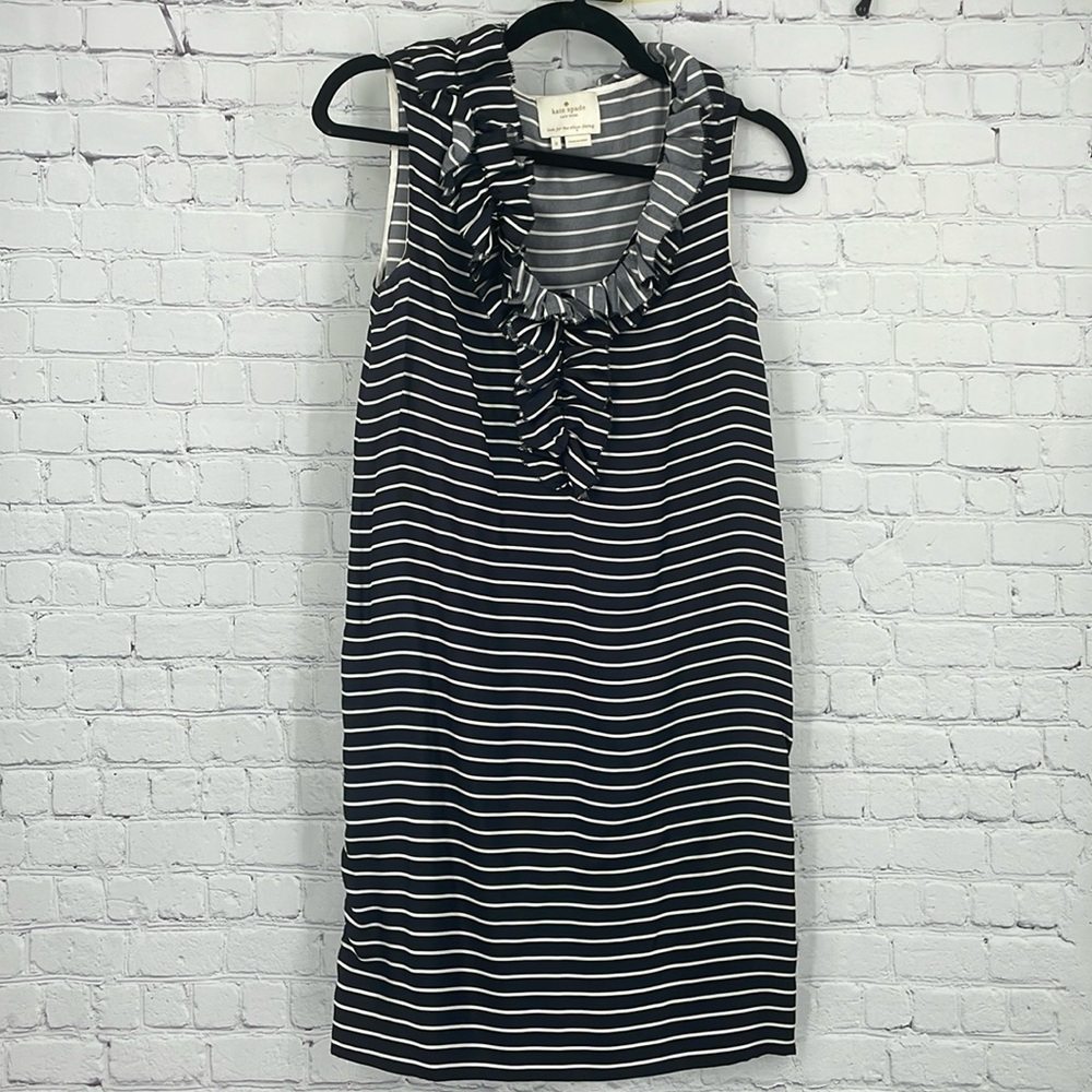 Kate Spade 100% silk size 0 striped ruffle detail beautiful summer dress out